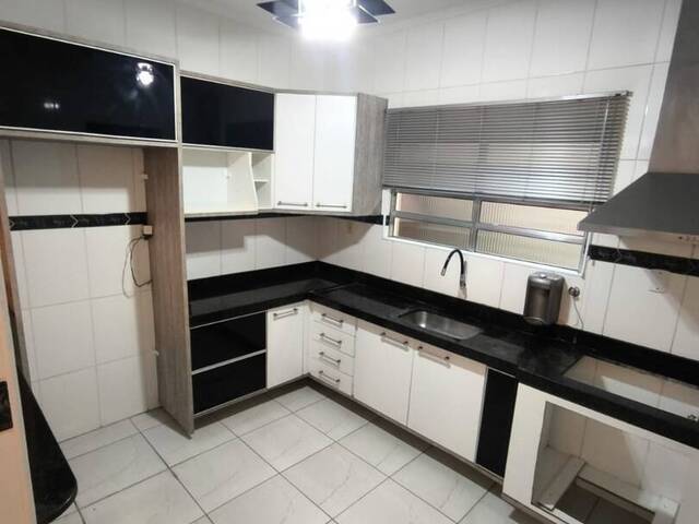 #51 - Casa em condomínio para Venda em São Vicente - SP