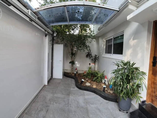 #775 - Casa para Venda em Santos - SP