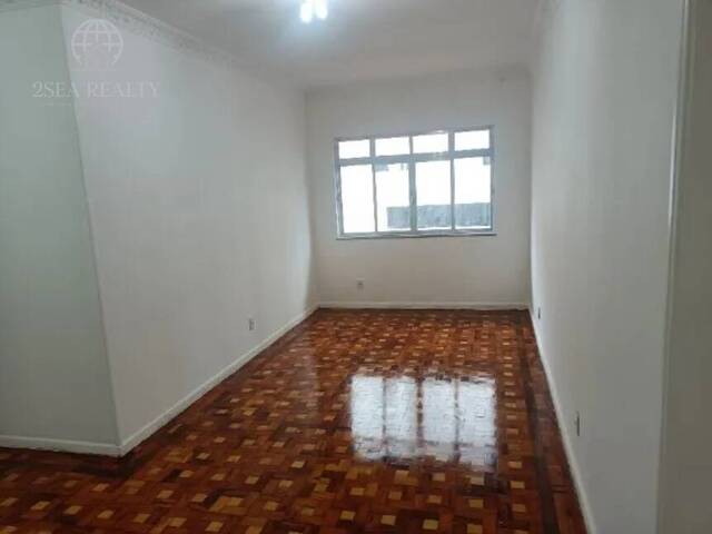 #780 - Apartamento para Venda em Santos - SP