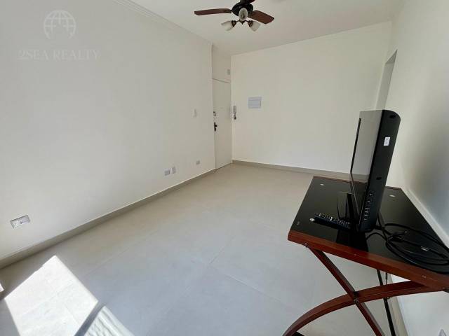 #789 - Apartamento para Locação em Santos - SP