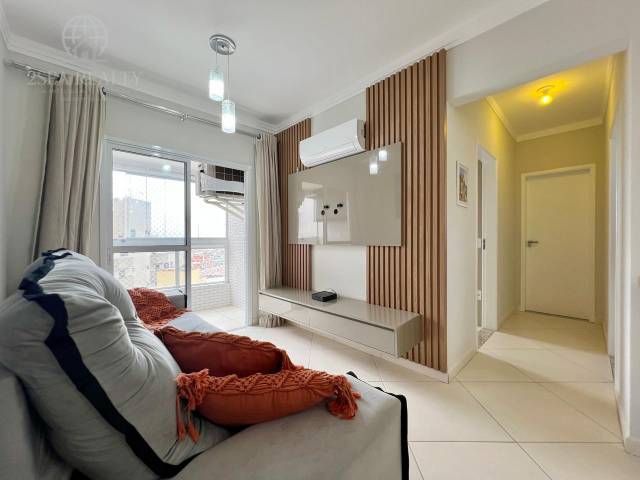 #815 - Apartamento para Venda em Praia Grande - SP