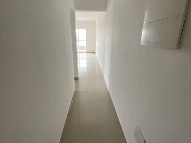 #819 - Apartamento para Venda em São Vicente - SP