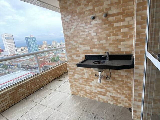 #820 - Apartamento para Venda em São Vicente - SP