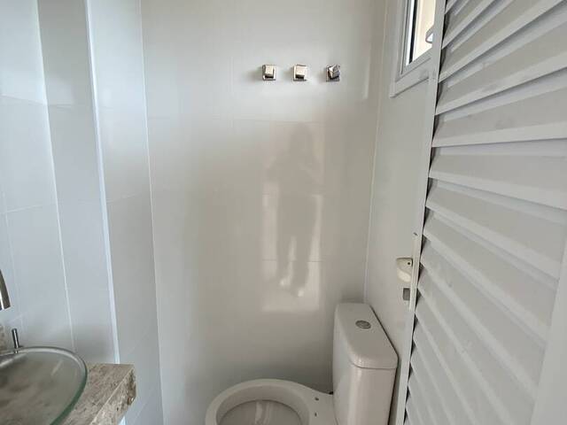 #821 - Apartamento para Venda em São Vicente - SP