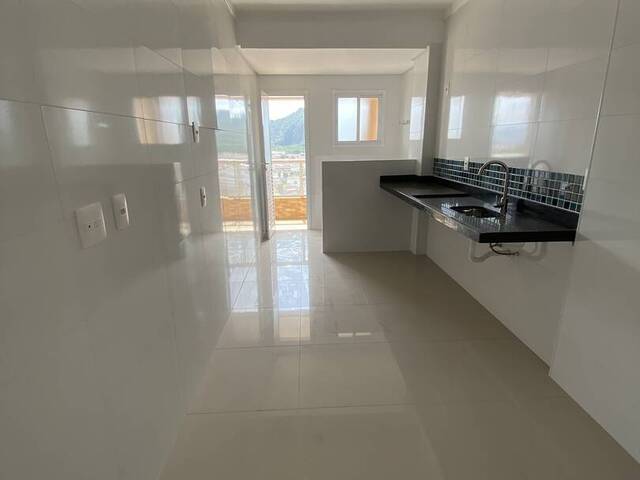 #824 - Apartamento para Venda em São Vicente - SP