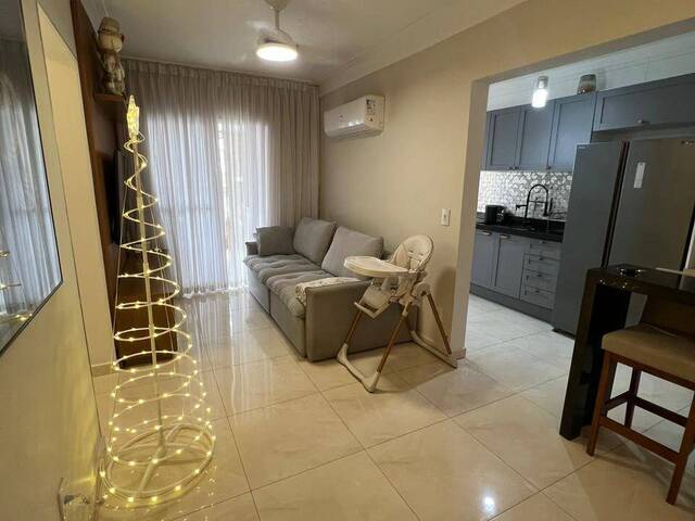 #829 - Apartamento para Venda em Praia Grande - SP