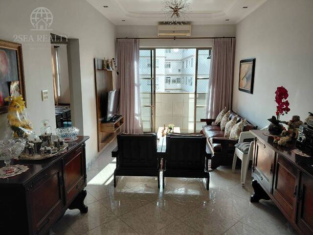 #831 - Apartamento para Venda em São Vicente - SP