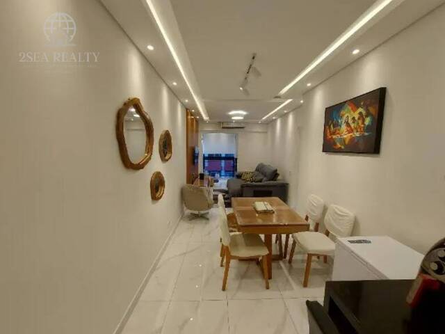 Apartamento para Venda em Santos - 2