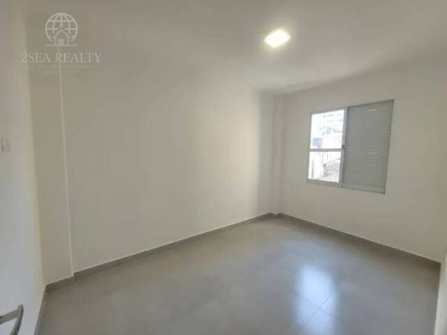 #858 - Apartamento para Venda em Santos - SP