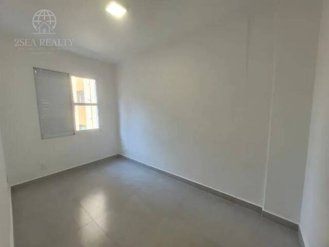 Apartamento para Venda em Santos - 4