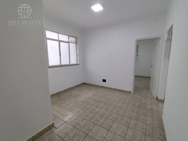 #862 - Apartamento para Venda em Santos - SP