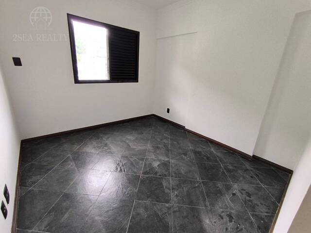 Apartamento para Venda em Santos - 5