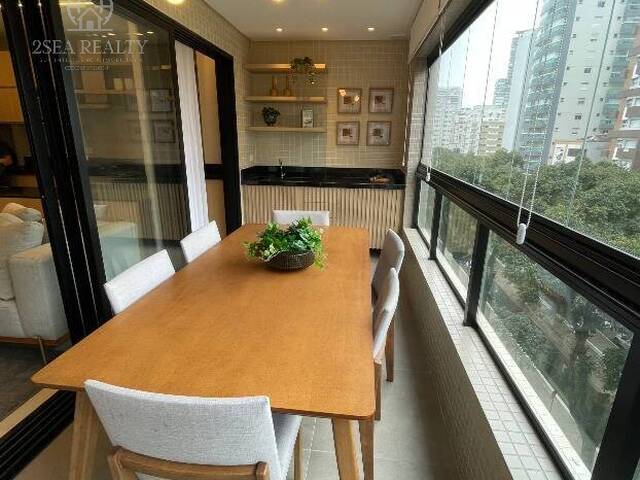 #874 - Apartamento para Venda em Santos - SP