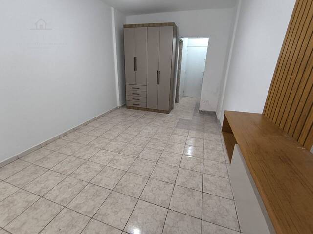 #880 - Apartamento para Venda em Santos - SP
