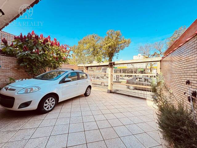 #882 - Casa para Venda em Santos - SP