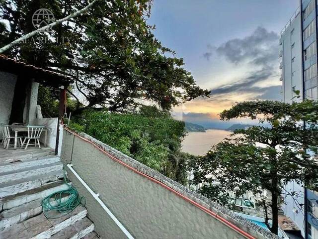 #893 - Casa para Venda em São Vicente - SP