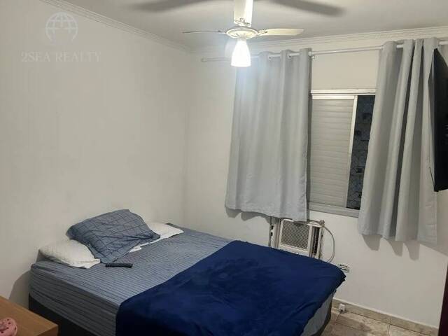 #900 - Apartamento para Venda em Santos - SP