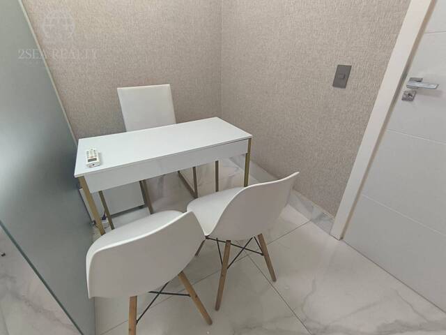 #942 - Sala para Locação em Santos - SP