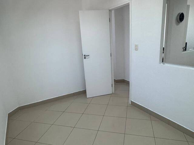 #960 - Sala para Locação em Santos - SP