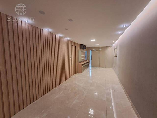 #967 - Apartamento para Venda em Praia Grande - SP