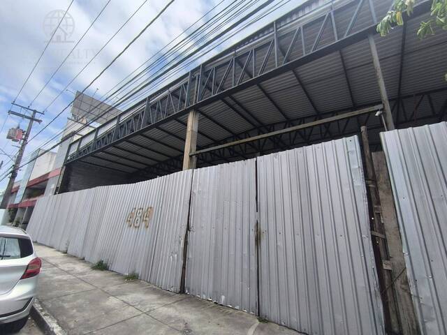 #834 - Galpão para Venda em Santos - SP