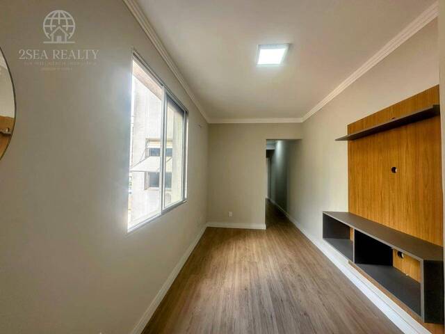 Apartamento para Venda em Santos - 4