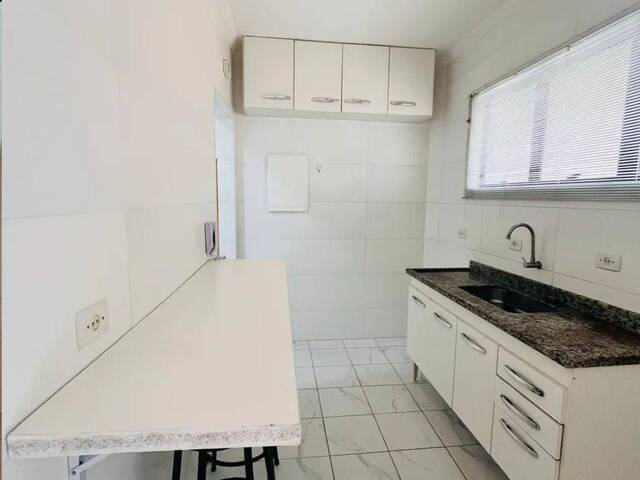 Apartamento para Locação em Santos - 2
