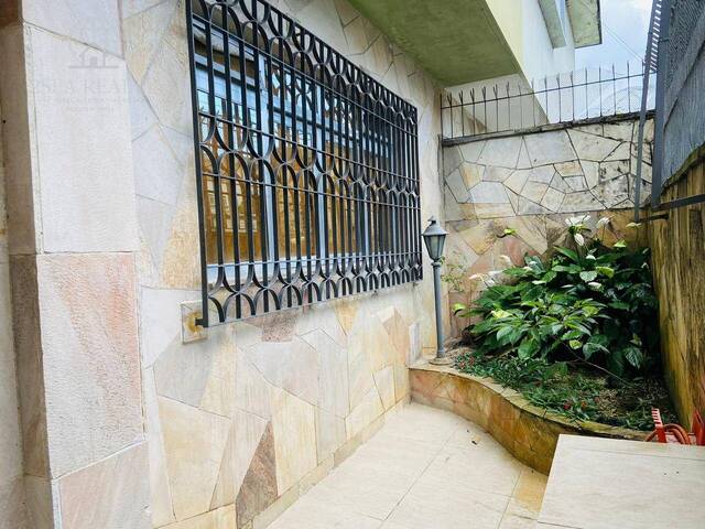 #1121 - Casa para Venda em São Vicente - SP