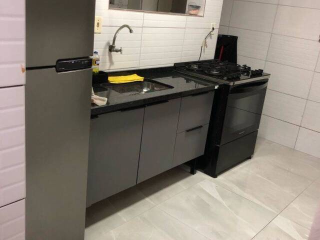 #1129 - Apartamento para Venda em São Vicente - SP