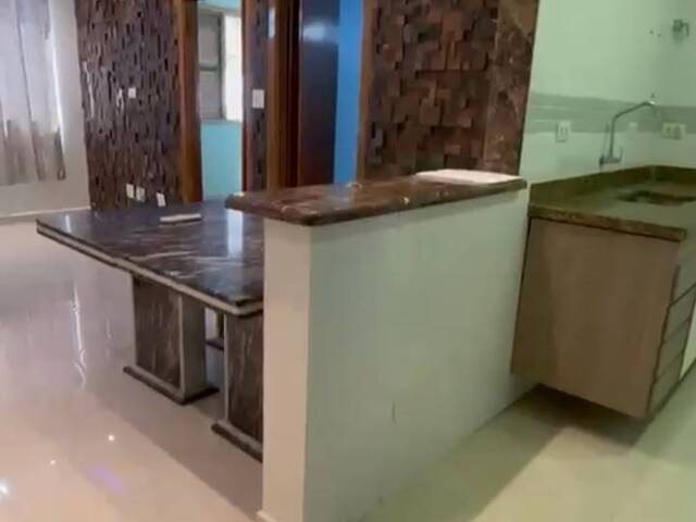 Apartamento para Venda em São Vicente - 2