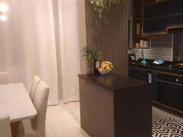 #1296 - Apartamento para Locação em Santos - SP - 2