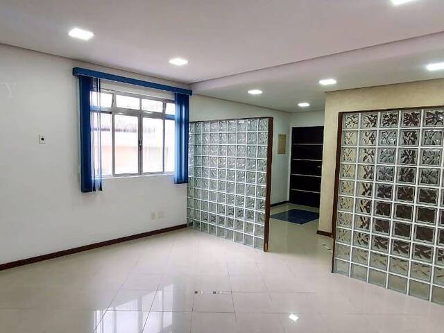 #68 - Sala para Venda em Santos - SP