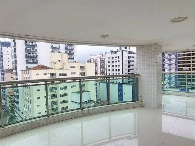 Apartamento para Venda em Santos - 2