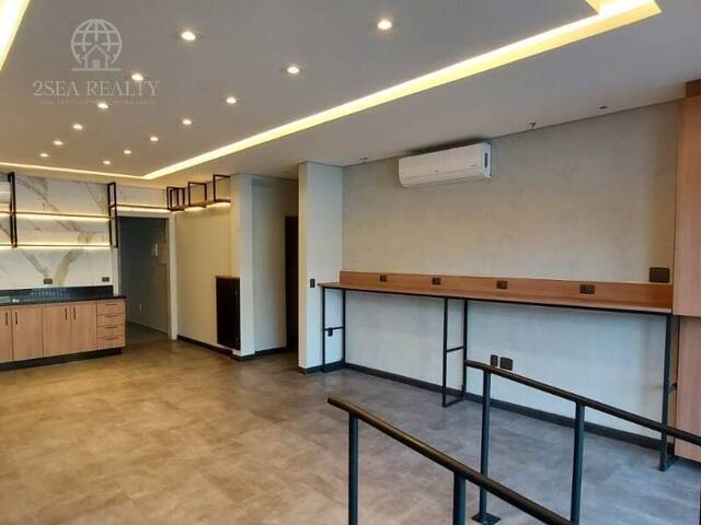 #76 - Loja para Locação em Santos - SP