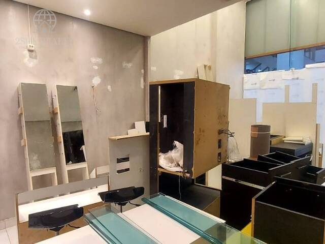 #81 - Loja para Locação em Santos - SP