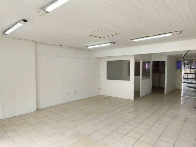 #100 - Loja para Locação em Santos - SP