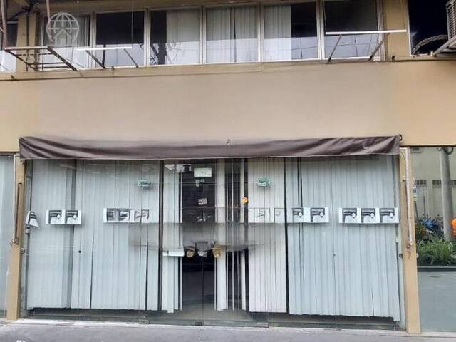 #102 - Loja para Locação em Santos - SP