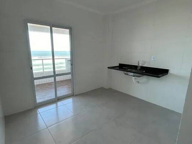 Apartamento para Venda em Praia Grande - 2