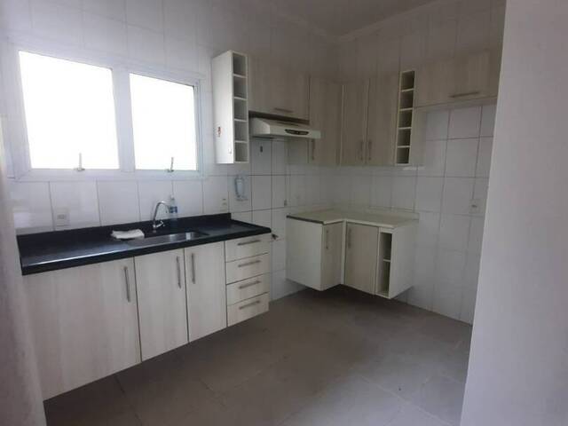 Apartamento para Venda em Bertioga - 4