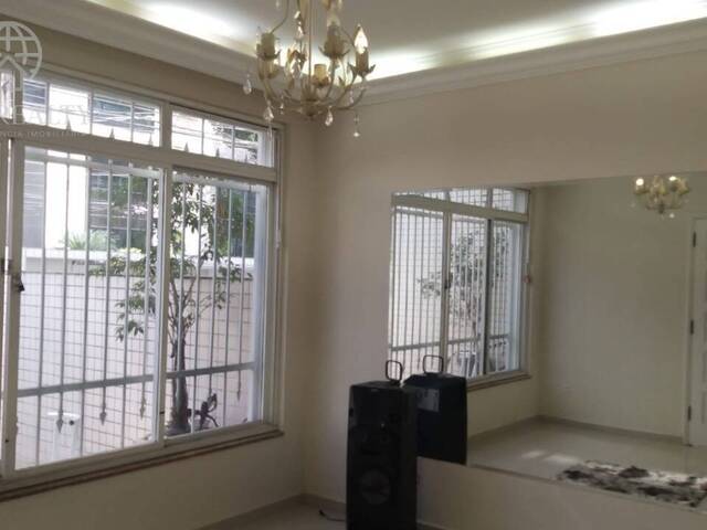 #139 - Casa para Venda em Santos - SP