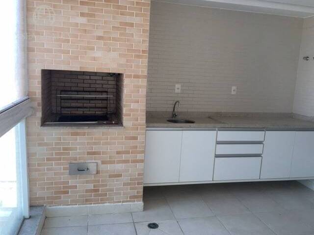 #143 - Apartamento para Venda em Santos - SP