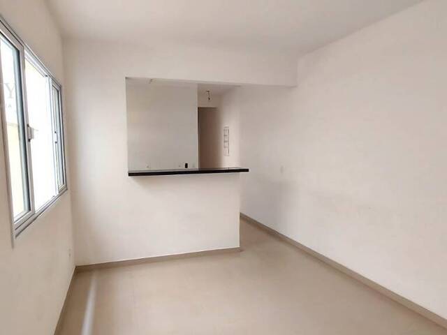 #153 - Casa para Venda em Santos - SP