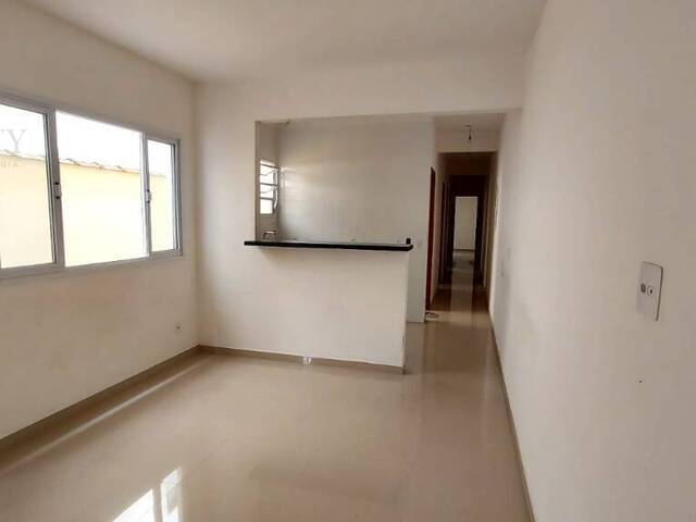 #153 - Casa para Venda em Santos - SP