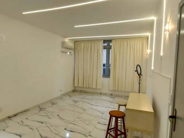 #166 - Apartamento para Venda em São Vicente - SP