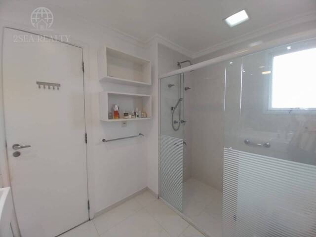 #169 - Apartamento para Venda em Santos - SP