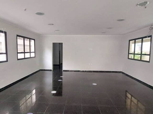 #170 - Loja para Locação em Santos - SP