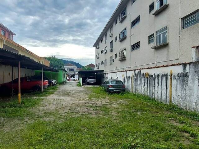 #174 - Terreno para Venda em Santos - SP