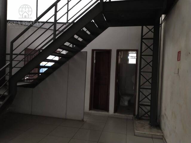 #202 - Galpão para Venda em Santos - SP