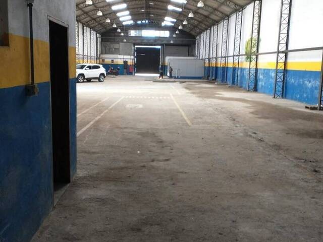 #202 - Galpão para Venda em Santos - SP