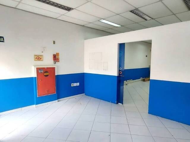 #208 - Loja para Locação em Santos - SP